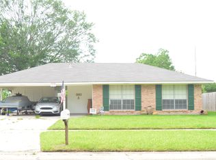 1882 Dabney Dr, Baton Rouge, LA 70816