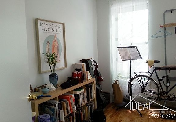 4th image of 465 17th St #3