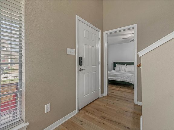3rd image of 510 Thornton Ct