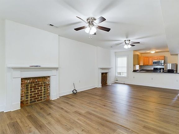 4th image of 1814 Parkwood Ave