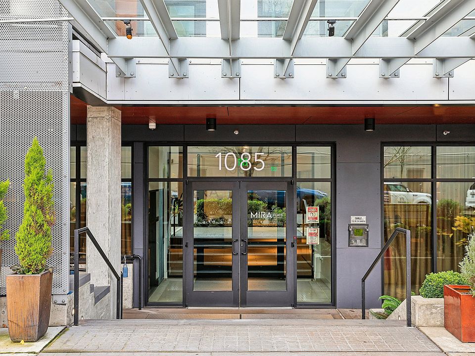 1st image of 1085 103rd Ave NE APT 117