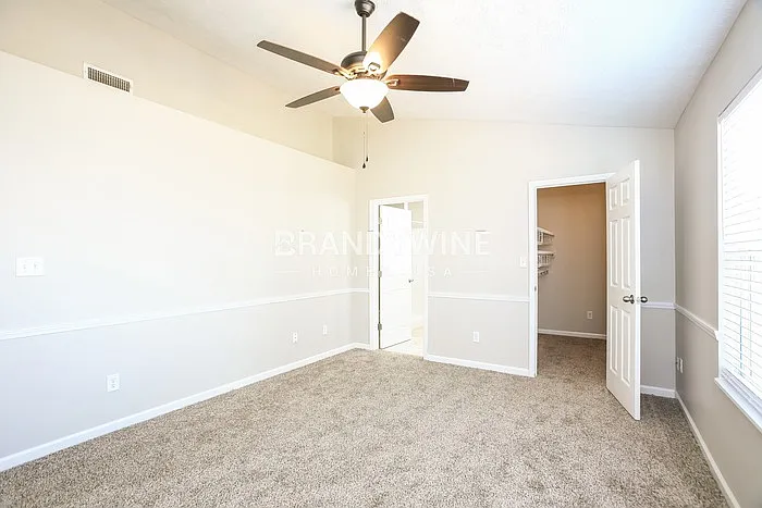 3236 Weller Dr — Photo 11