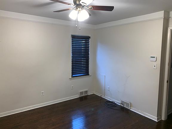 4th image of 21607 Alger St
