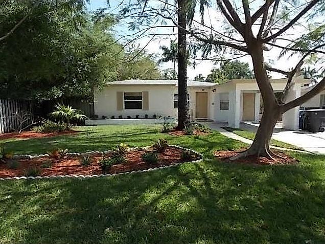1st image of 636 SW 12th St