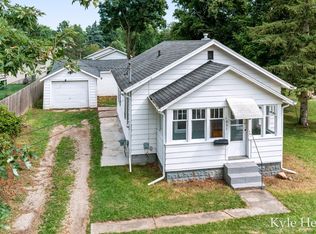 837 E Marshall St, Hastings, MI 49058