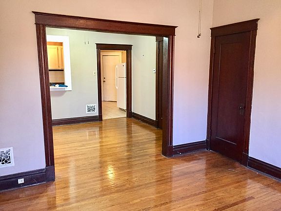 3rd image of 2108 Portis Ave #1