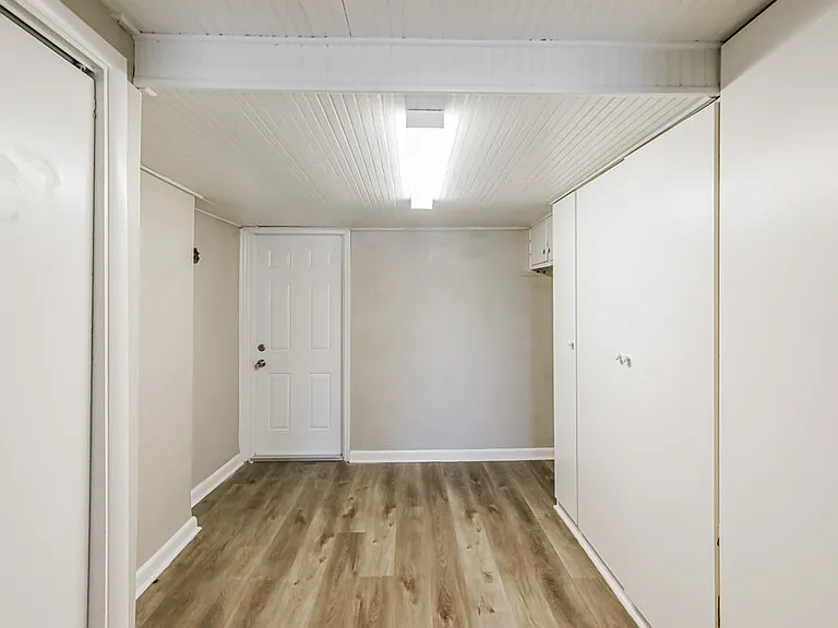 2797 NE 12th Ave — Photo 10