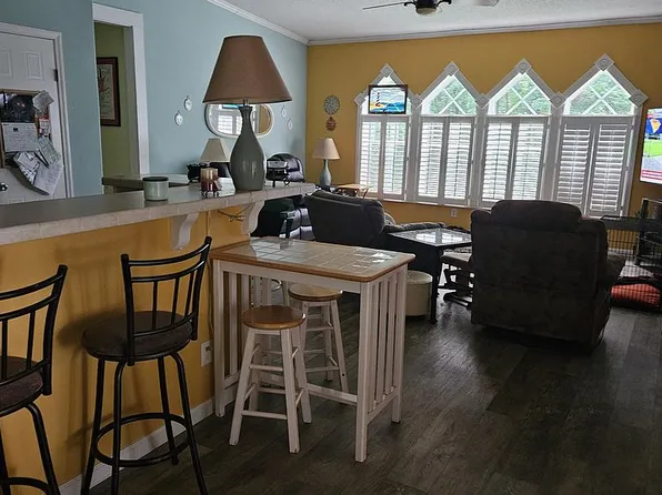 190 Meredith Lake Rd, Townville, SC 29689