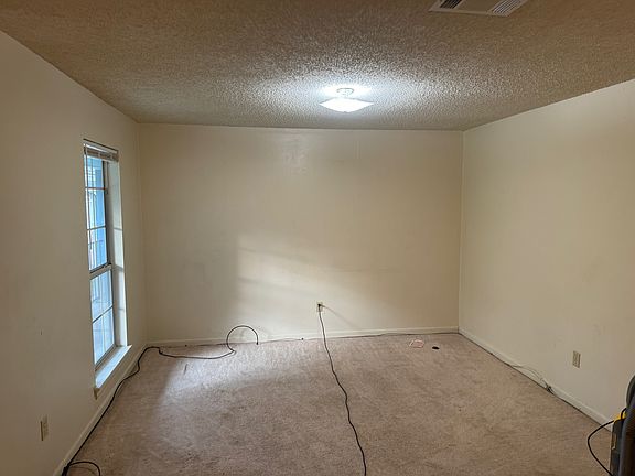 4th image of 1010 Seville Ave #D