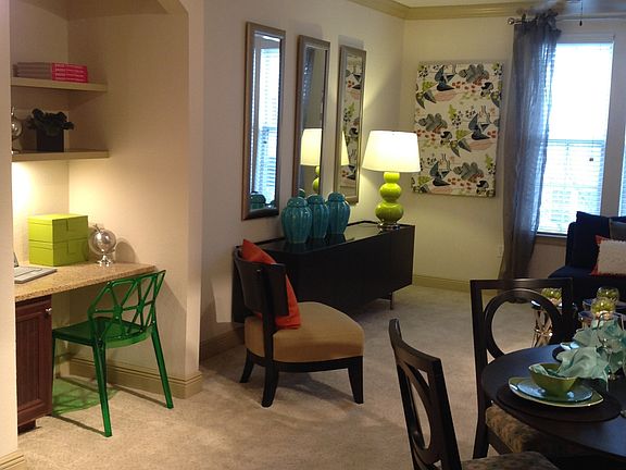 3rd image of 903 Lake Lily Dr APT B227