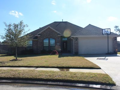 108 Goldfinch Ct, Richwood, TX, 77566