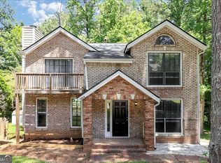 3868 Valley Brook Rd, Snellville, GA 30039
