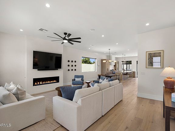 4th image of 4546 E CAMPBELL Avenue