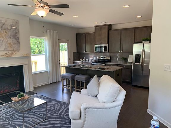 4th image of 5254 Mill Way #1607