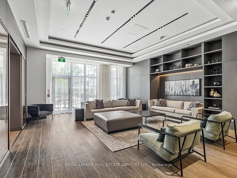 188 Fairview Mall Dr #707 — Photo 19