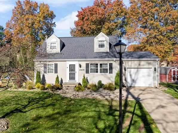 2409 Willow Brook Dr NW, Dover, OH 44622