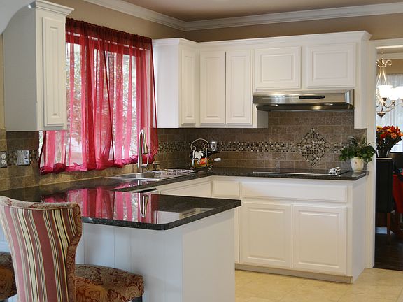 Beautiful updated kitchen.