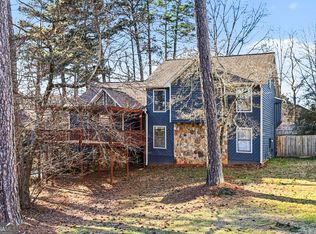 2711 Old Coach Rd, Duluth, GA 30096