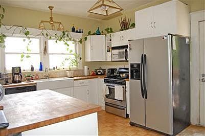 4th image of 3110 Serra Way