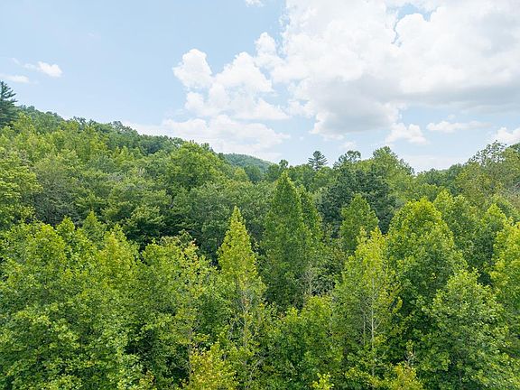 2nd image of 9-17 Mary Ln