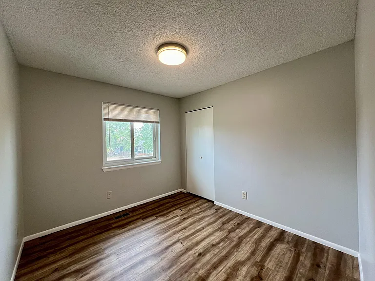 13238 Alcott Cir — Photo 23