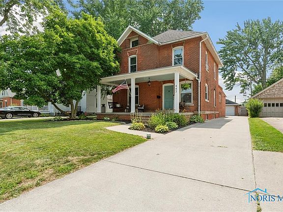 3rd image of 443 Welsted St