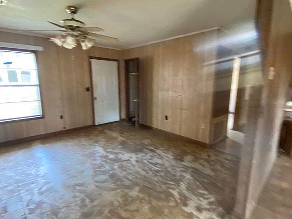 5th image of 56 Bailey St