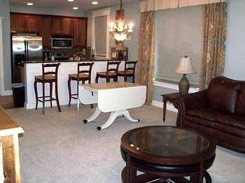 4th image of 17800 Edgewood Way Unit 102
