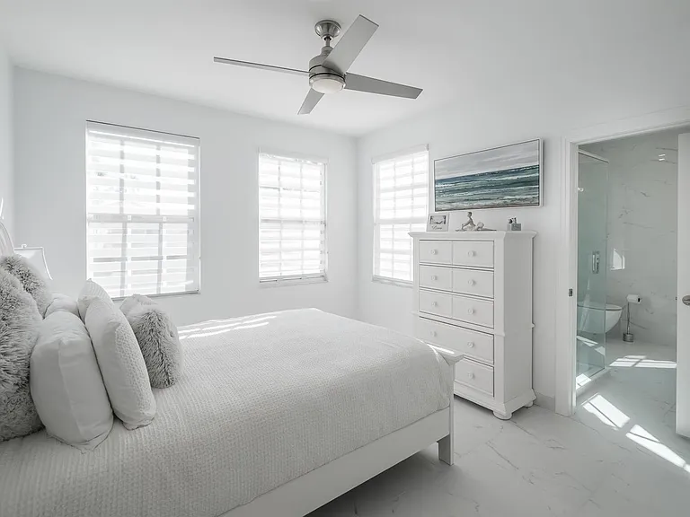 401 Resort Ln — Photo 36
