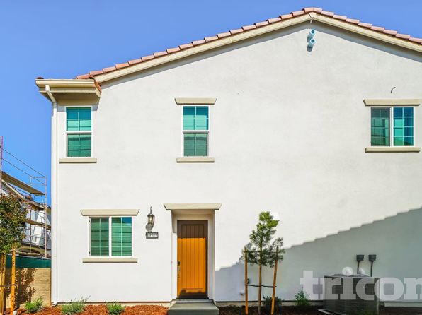 10563 Vina Ct