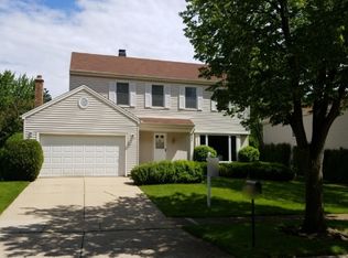 921 Chaucer Way, Buffalo Grove, IL