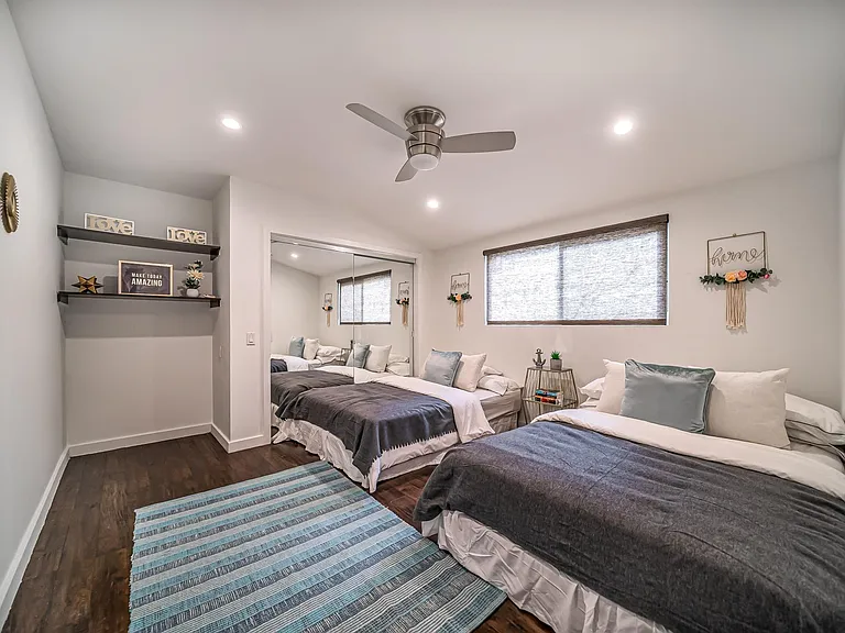 5751 Corteen Pl — Photo 13