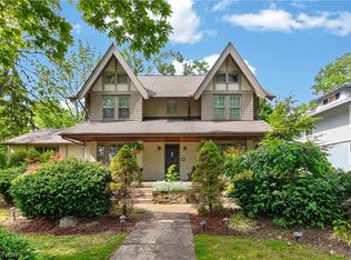 126 Columbus St, Elyria, OH 44035