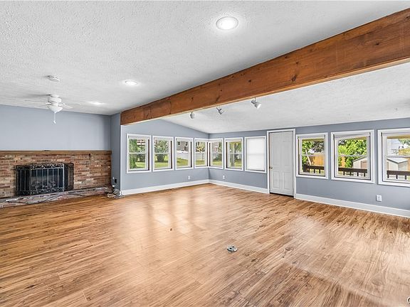3rd image of 5321 Amalfi Dr