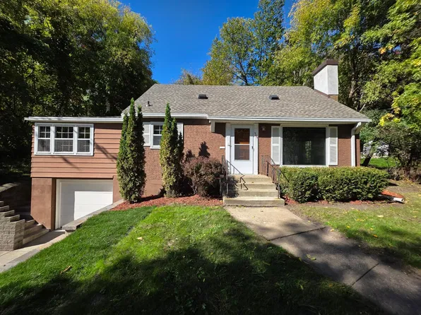 909 Old Lexington Ave, Saint Paul, MN 55116