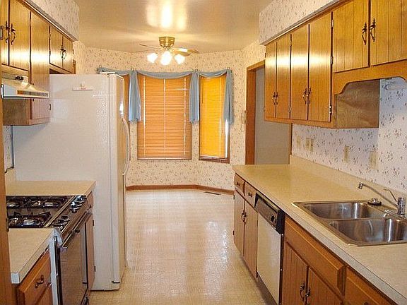 Kitchen Full View