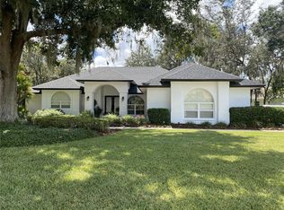 2709 Barret Ave, Plant City, FL 33566
