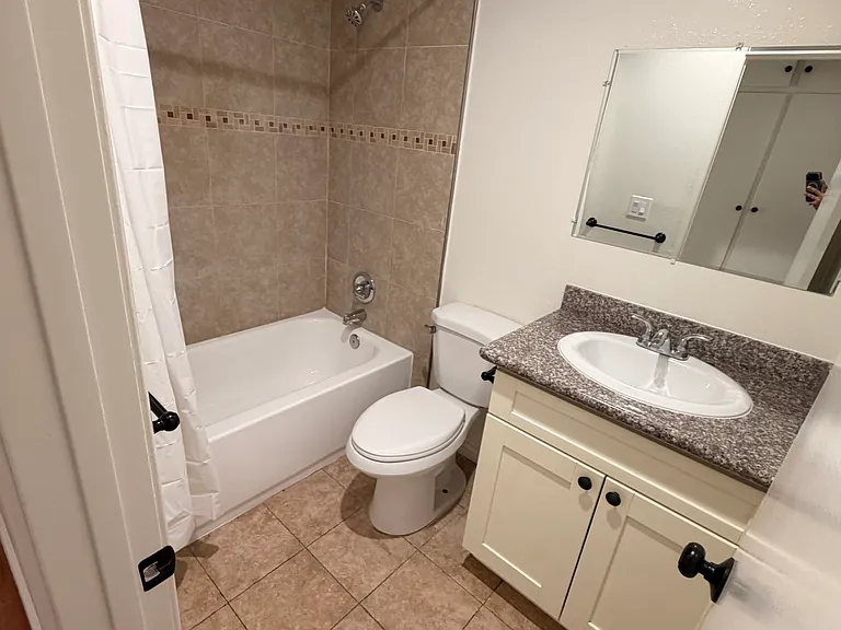 Claraday Apartments LLC — Photo 12