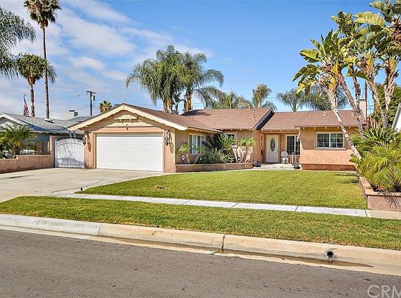 2nd image of 9932 Santa Anita Ave