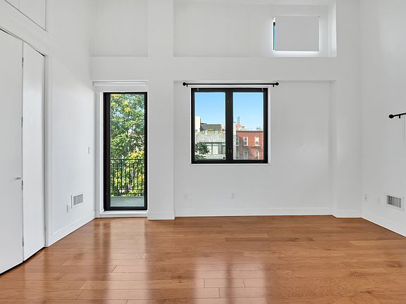 5th image of 205 N 7th St APT 3A