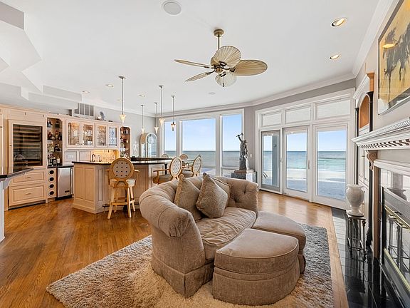 5th image of 400 Lake Dr Suite C