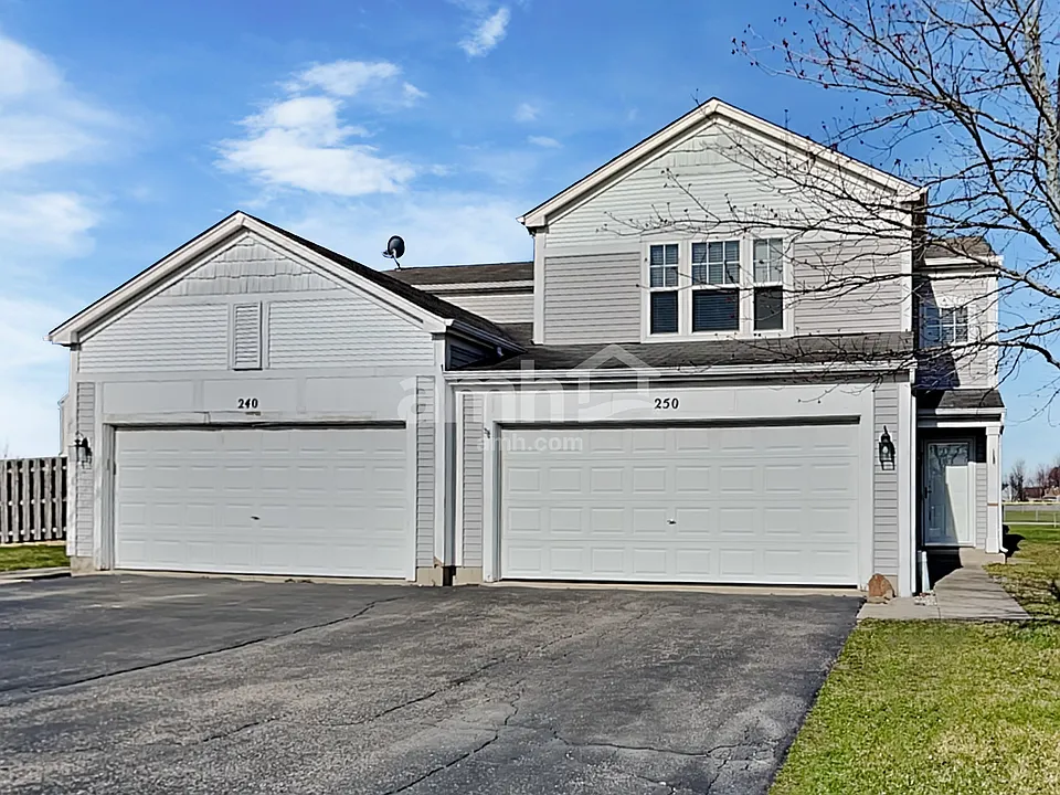 250 Wedgewood Cir