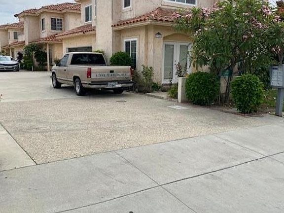 2nd image of 9700 Ramona St