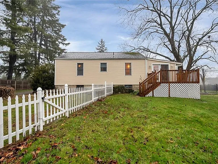 1547 Route 208 — Photo 27