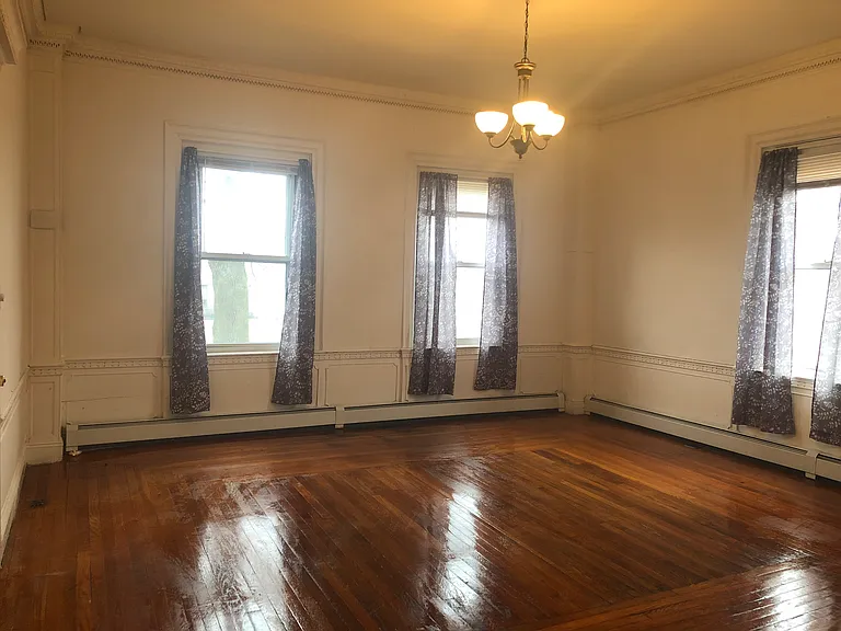 60 Summit St #1 — Photo 17