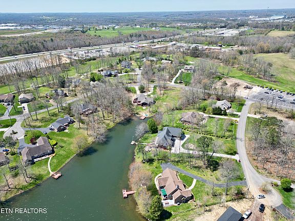 5th image of Deer Creek Dr