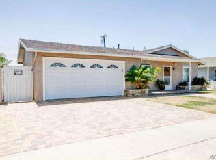 9592 Sailfish Dr, Huntington Beach, CA 92646