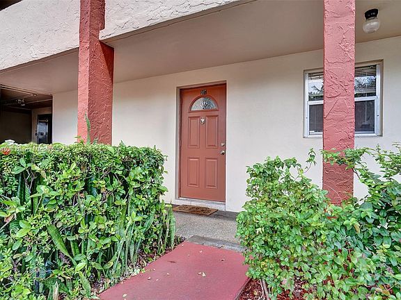 4th image of 8021 N Sunrise Lakes Dr APT 107