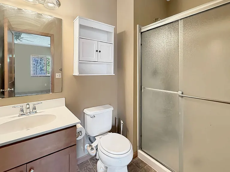 15251 Maryland Ave — Photo 14