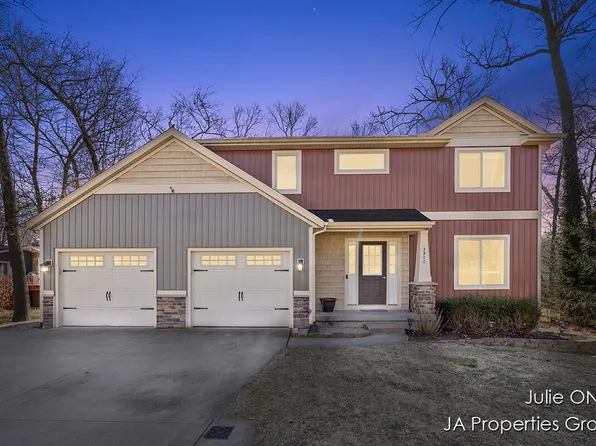 3300 Hidden Hills Ave SE, Grand Rapids, MI 49546